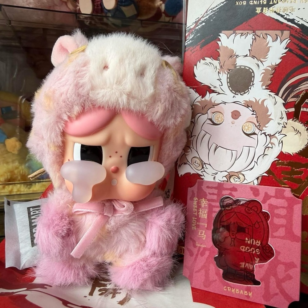 (plus free gift) Pop Mart Have a Good Run Series - Crybaby (Sweet Love)